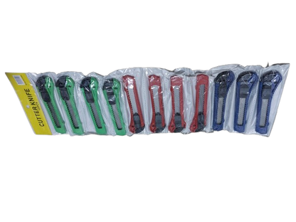 Set 12 cuttere multicolor