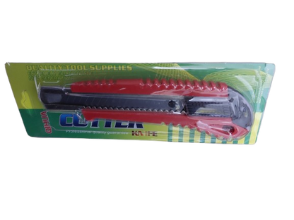 Cutter rosu, 16 cm cu lama metalica