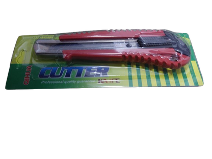 Cutter rosu, 16 cm cu lama metalica