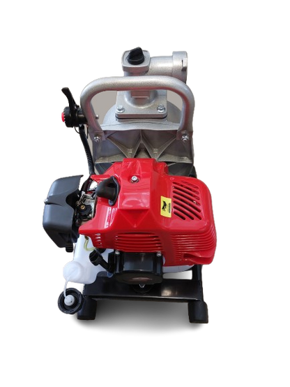 Motopompa apa pe benzina, 2 HP, 1.45kW Diametru intrare/refulare 1.5 toli, H.max 20 m, 130-160 L / min